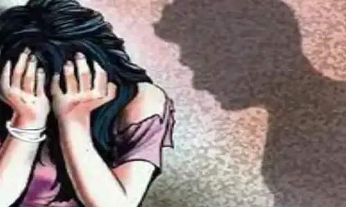 Rewa News: होटल में किशोरी मित्र से दुष्कर्म कर बनाया वीडियो, सोशल मीडिया में कर दिया वायरल