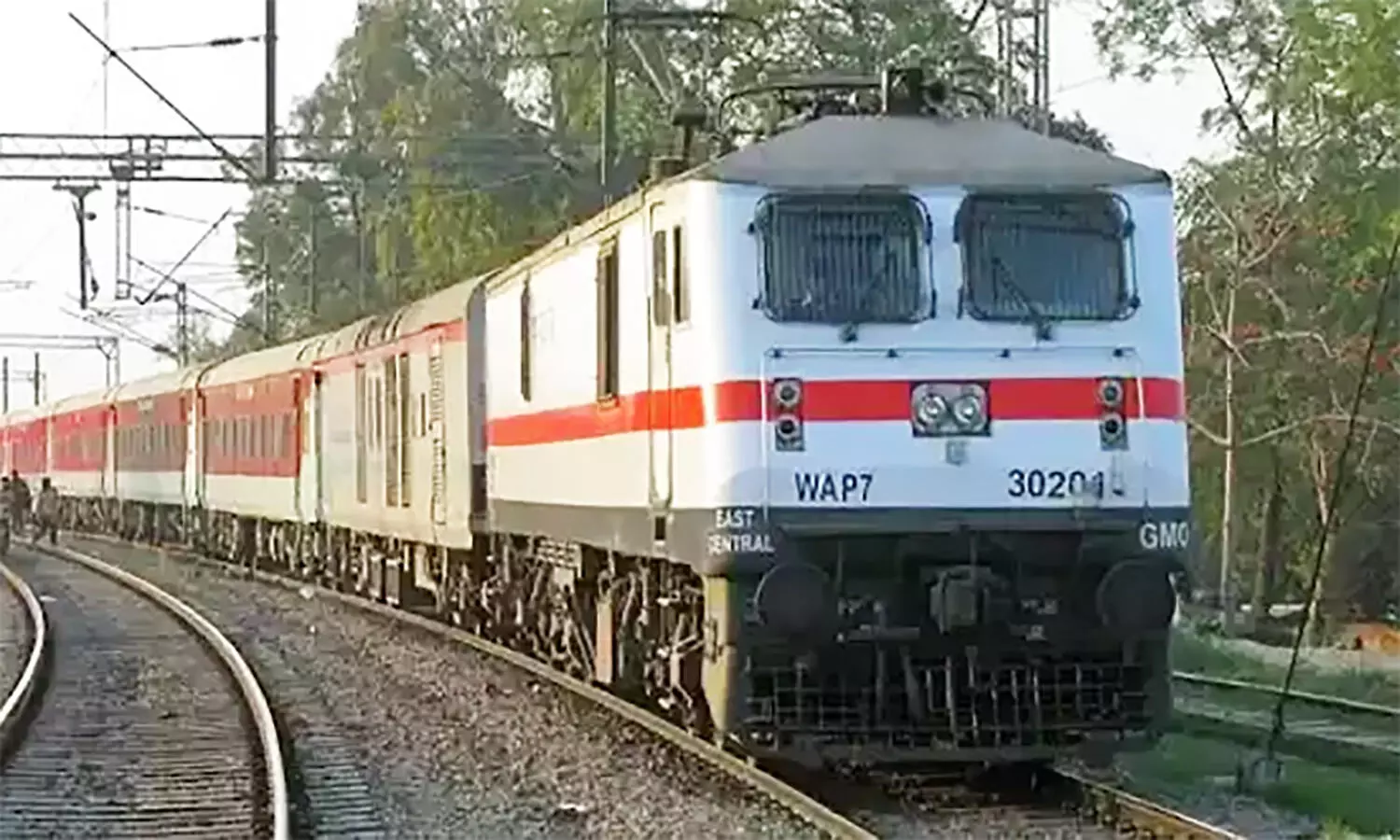 Holi Special Train: रेल यात्रियों को सुविधा, रीवा-रानी कमलापति स्टेशन के बीच चलेगी होली स्पेशल