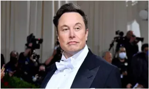 Elon Musk फिर बने दुनिया के सबसे अमीर व्यक्ति, मगर नेटवर्थ पहले जितनी नहीं है Elon Musk फिर बने दुनिया के सबसे अमीर व्यक्ति, मगर नेटवर्थ पहले जितनी नहीं है