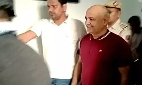 केजरीवाल सहित 9 नेताओं की पीएम मोदी को चिट्ठी: कहा- सिसोदिया की गिरफ़्तारी से पता चला भारत लोकतांत्रिक देस से तानाशाही बन गया है