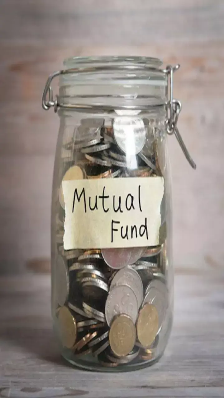 Mid Cap Funds: मिडकैप के ये फंड्स है बेस्ट, देखें यहां
