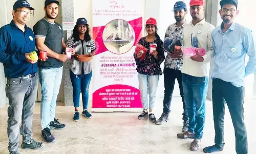 गर्मी के मौसम में बेजुबान पक्षियों को प्यास व भूख से बचाने पहल, छतों पर नजर आने लगे सकोरे