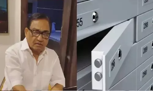 सोनू निगम के पापा के घर से 72 लाख रुपए चोरी! ड्राइवर ने हाथ साफ़ कर दिया सोनू निगम के पापा के घर से 72 लाख रुपए चोरी! ड्राइवर ने हाथ साफ़ कर दिया