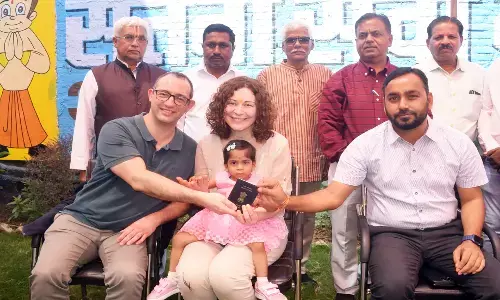 MP के सीधी की बेटी खिलखिलाएगी इटली में, मासूम को मिला नया सहारा