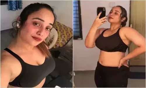 Rani Chatterjee का दिखा स्ट्रेच मार्क्स, ट्रोलर्स कर रहे घटिया कमेंट Rani Chatterjee का दिखा स्ट्रेच मार्क्स, ट्रोलर्स कर रहे घटिया कमेंट