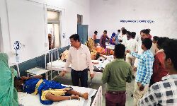 एमपी के सागर में मजदूरों से भरा लोडिंग वाहन पलटा, 20 घायल, 9 की हालत गंभीर एमपी के सागर में मजदूरों से भरा लोडिंग वाहन पलटा, 20 घायल, 9 की हालत गंभीर