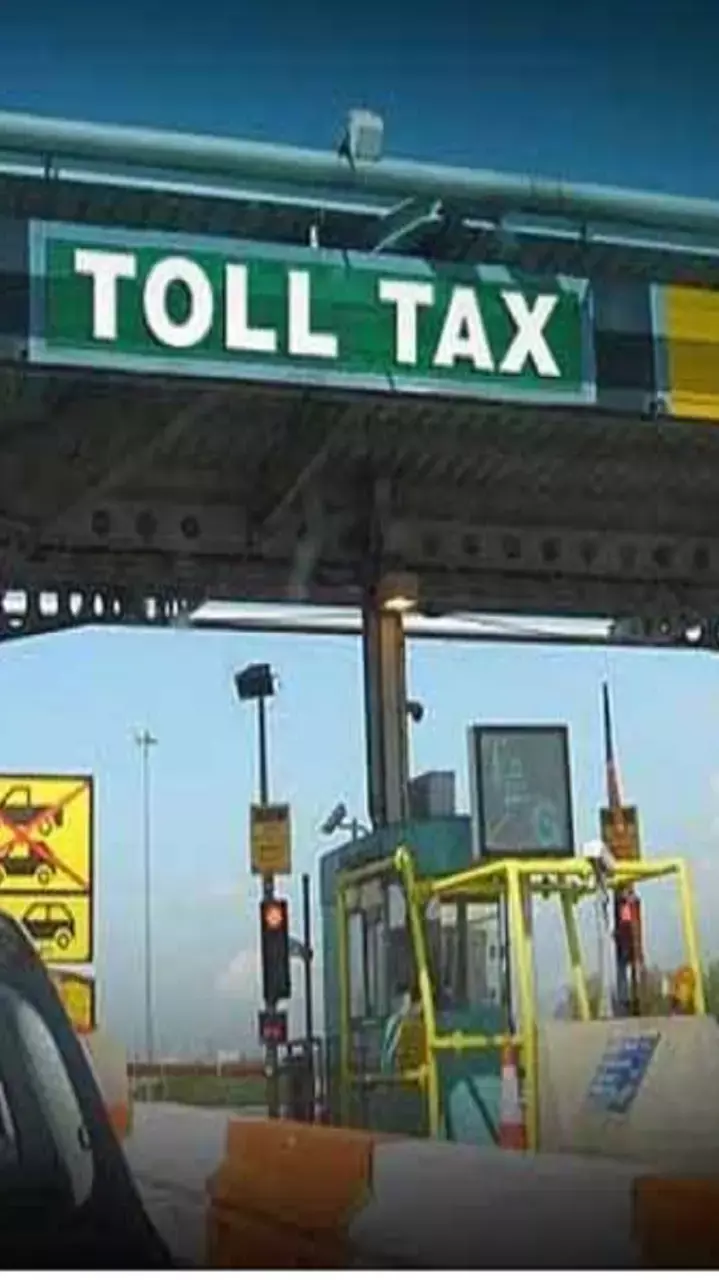 सरकार का बड़ा ऐलान, 6 महीने में हट जाएंगे टोल प्लाजा, ऐसे होगी Toll Tax की वसूली