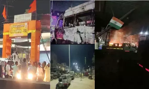 रामनवमी पर महाराष्ट्र के संभाजीनगर में हिंसा, राम मंदिर पर पथराव, कट्टरपंथी दंगाइयों ने पुलिस की गाड़ियां जला दी रामनवमी पर महाराष्ट्र के संभाजीनगर में हिंसा, राम मंदिर पर पथराव, कट्टरपंथी दंगाइयों ने पुलिस की गाड़ियां जला दी