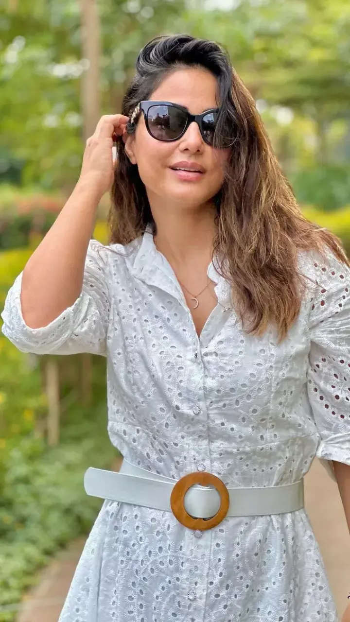 Hina khan का हॉलिडे ट्रिप में दिखा स्टनिंग लुक्स, देखें Pics