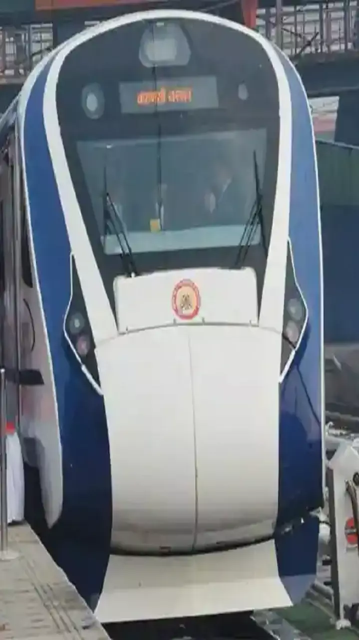 ट्रेन में लेते हैं चादर, तकिया या तौलिया तो ये खबर आपके लिए है, देखें यहां