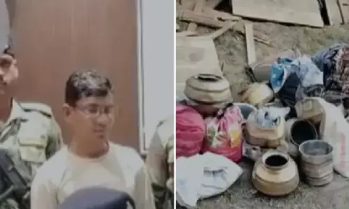 प्रेमिका को शादी के गिफ्ट में बम दे दिया! ब्लास्ट से दूल्हे की मौत प्रेमिका को शादी के गिफ्ट में बम दे दिया! ब्लास्ट से दूल्हे की मौत