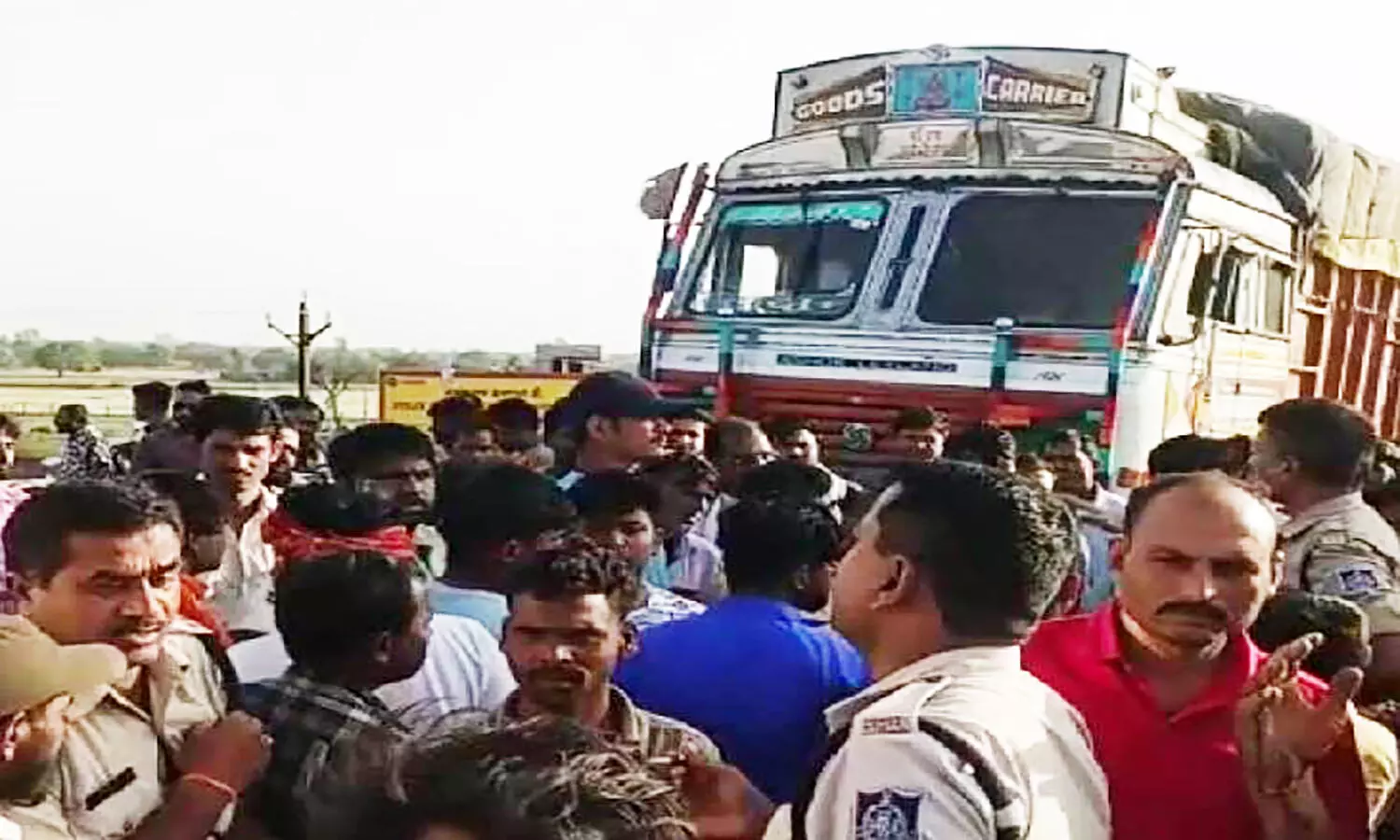 रीवा में चालक व क्लीनर से मारपीट कर लूटे रुपए, ट्रक में चावल लोड कर जा रहा था नागपुर