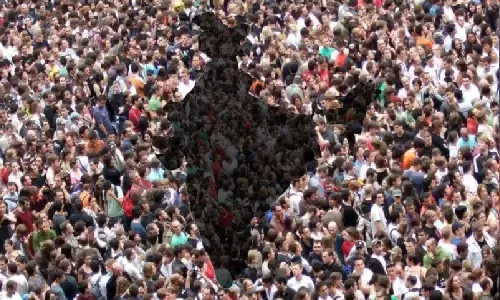 दुनिया की सबसे बड़ी आबादी वाला देश बना भारत! जनसंख्या के मामले में चीन हमसे पीछे हो गया दुनिया की सबसे बड़ी आबादी वाला देश बना भारत! जनसंख्या के मामले में चीन हमसे पीछे हो गया