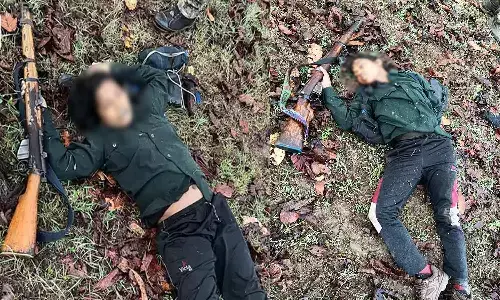 एमपी बालाघाट में हुई मुठभेड़, 14-14 लाख रुपए के दो इनामी महिला नक्सलियों को पुलिस ने किया ढेर एमपी बालाघाट में हुई मुठभेड़, 14-14 लाख रुपए के दो इनामी महिला नक्सलियों को पुलिस ने किया ढेर