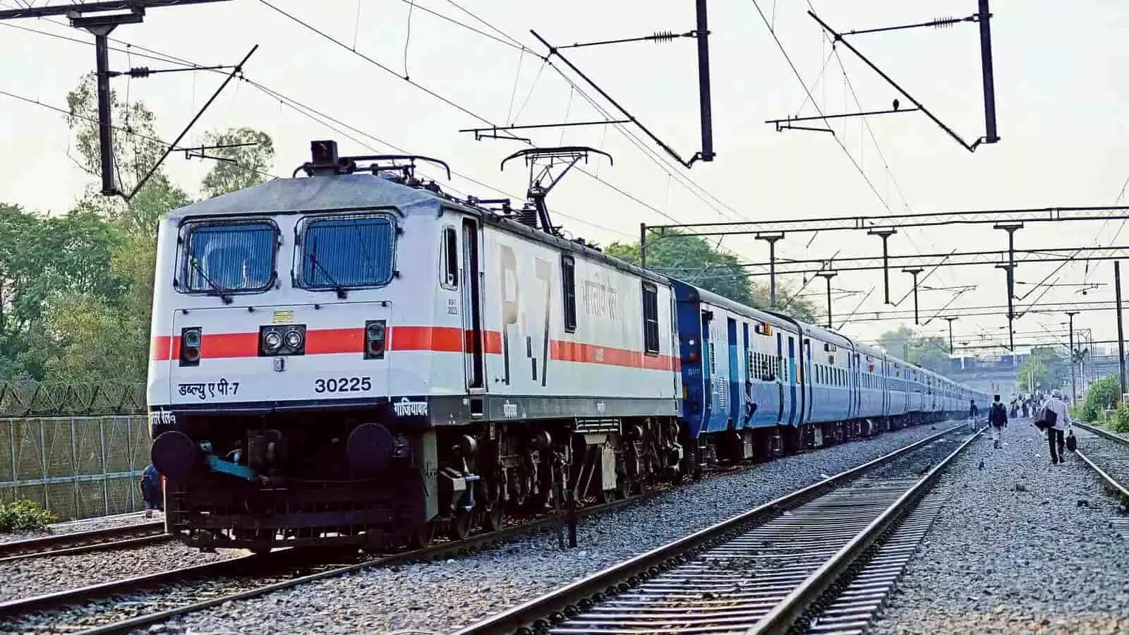 Rewa-Dr Ambedkar Express