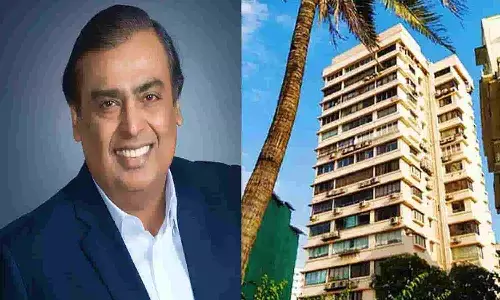 Mukesh Ambani Gift to Manoj Modi: मुकेश अंबानी ने अपने कर्मचारी को गिफ्ट किया ₹1500 करोड़ की आलिशान बिल्डिंग, मुंबई की प्रीमियम लोकेशन पर है घर Mukesh Ambani Gift to Manoj Modi: मुकेश अंबानी ने अपने कर्मचारी को गिफ्ट किया ₹1500 करोड़ की आलिशान बिल्डिंग, मुंबई की प्रीमियम लोकेशन पर है घर