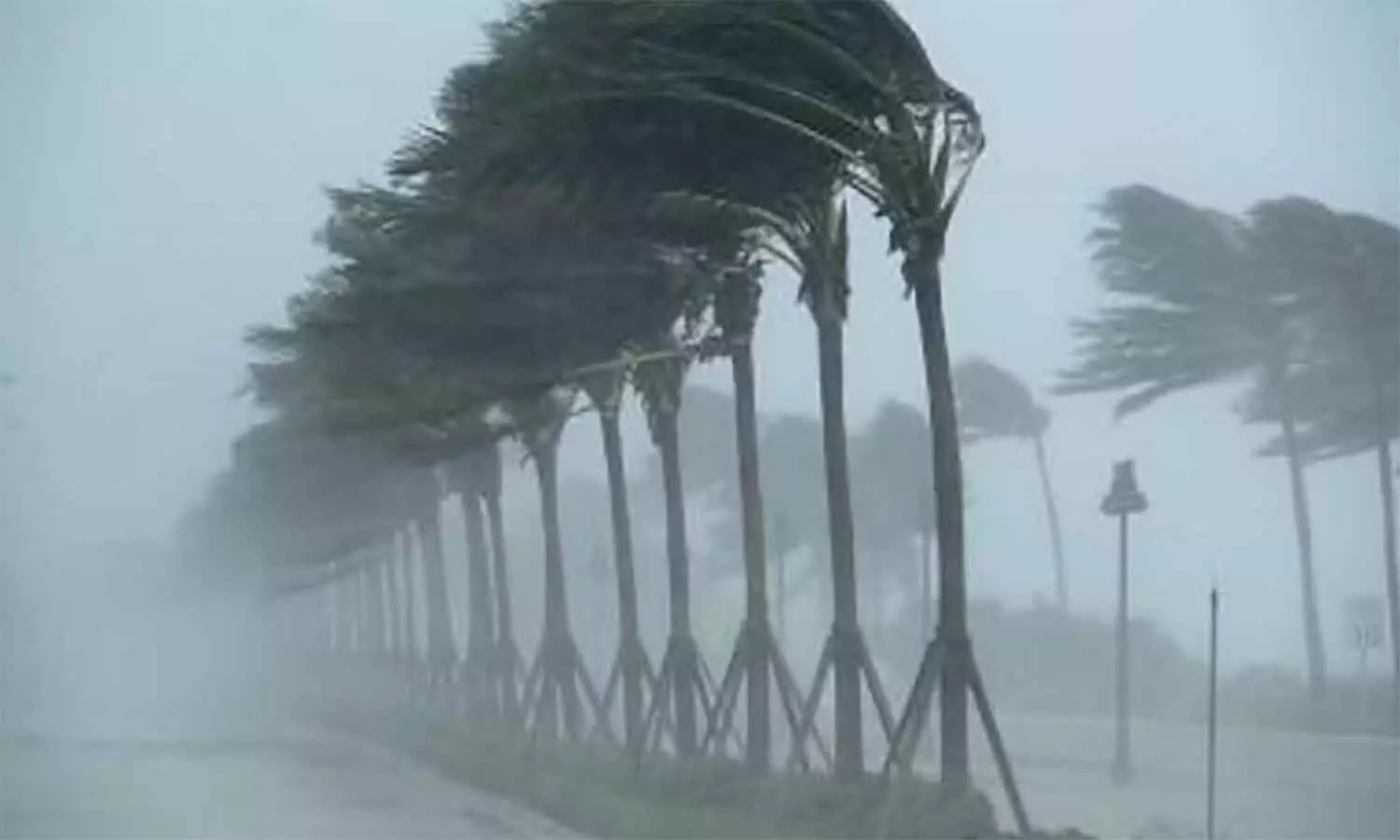 Cyclone Mocha: बंगाल की खाड़ी में तेजी से बढ़ रहा चक्रवाती तूफान, मौसम विभाग ने जारी किया यह अलर्ट