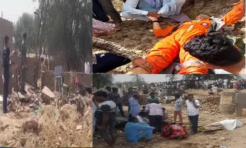 राजस्थान के हनुमानगढ़ में IAF का MIG-21 क्रैश! तीन महिलाओं की मौत, पायलट की जान बच गई राजस्थान के हनुमानगढ़ में IAF का MIG-21 क्रैश! तीन महिलाओं की मौत, पायलट की जान बच गई