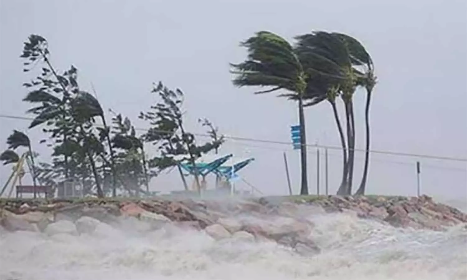 Cyclone Mocha: आज भयंकर रूप ले सकता है साइक्लोन मोचा, मौसम विभाग ने जारी किया आंधी-तूफान का अलर्ट, इन स्थानों पर ज्यादा खतरा