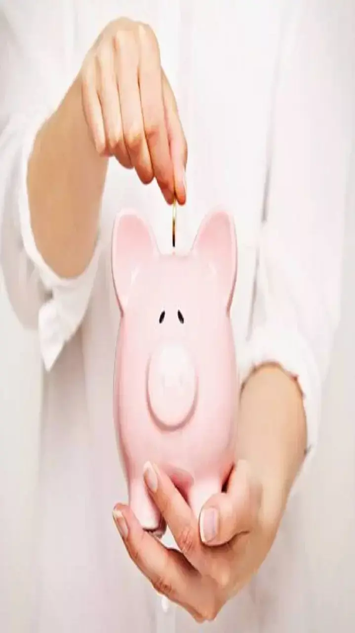 Mid Cap Funds से जमकर हुई कमाई! इन 3 फंड्स में मिले 5 लाख से ज्‍यादा