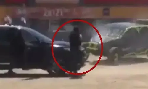 Firing At Mexico Car Race: मैक्सिको में कार रेसिंग के दौरान फायरिंग! 10 रेसर्स की मौत हो गई Firing At Mexico Car Race: मैक्सिको में कार रेसिंग के दौरान फायरिंग! 10 रेसर्स की मौत हो गई