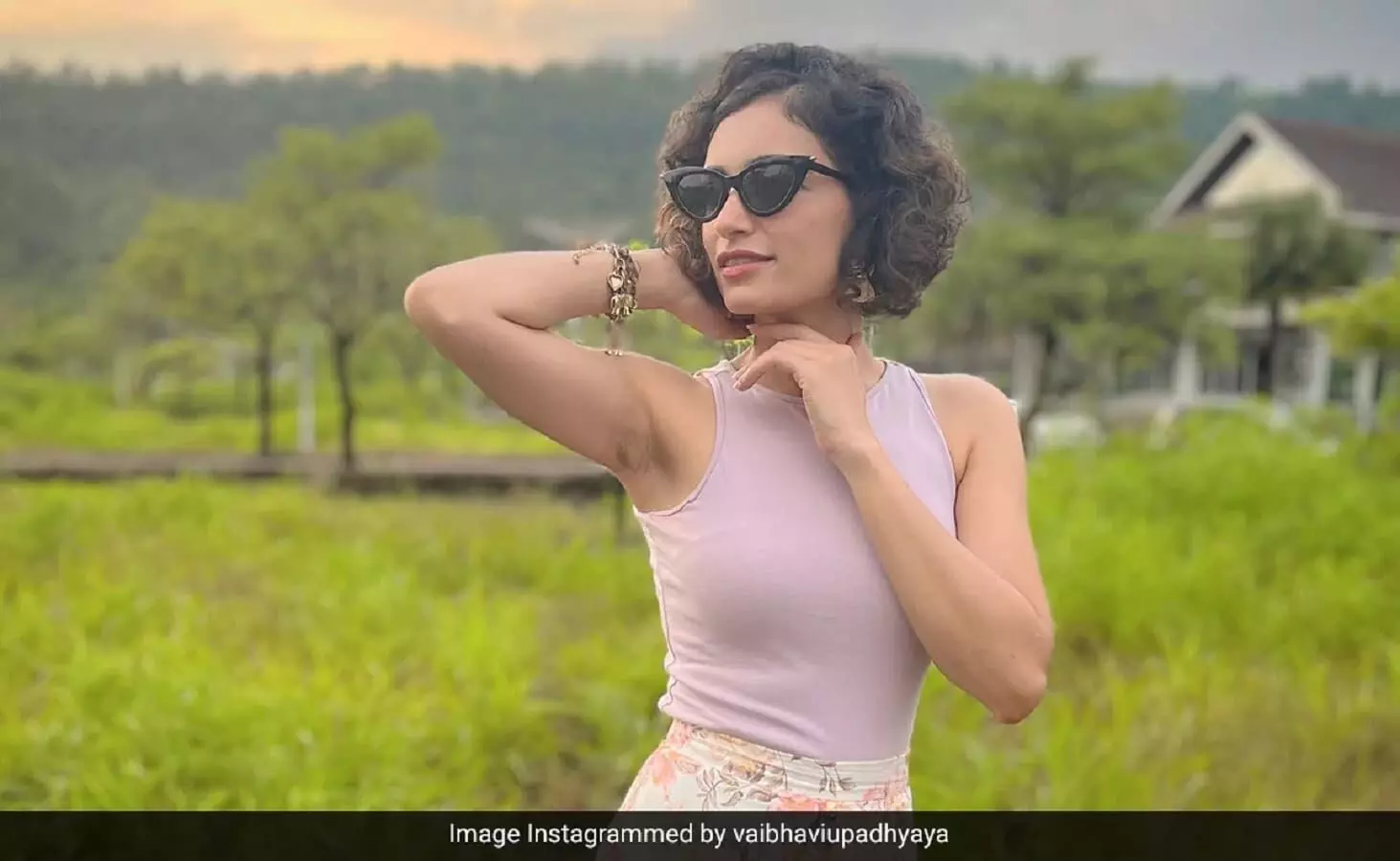 Actress Vaibhavi Upadhyaya Death: फेमस शो Sarabhai vs Sarabhai की एक्ट्रेस वैभवी उपाध्याय की सड़क दुर्घटना में हुई मौत Actress Vaibhavi Upadhyaya Death: फेमस शो Sarabhai vs Sarabhai की एक्ट्रेस वैभवी उपाध्याय की सड़क दुर्घटना में हुई मौत