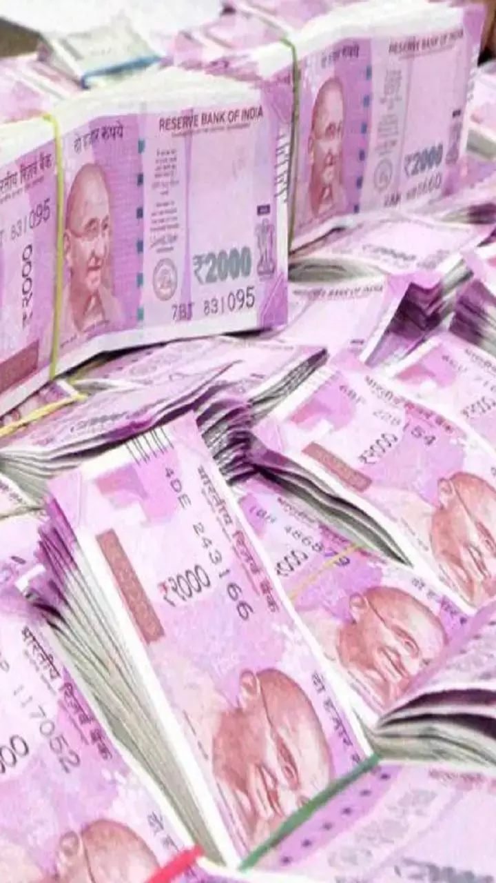 2000 रुपये का नोट बदल सकते हैं आप, जानें तरीका