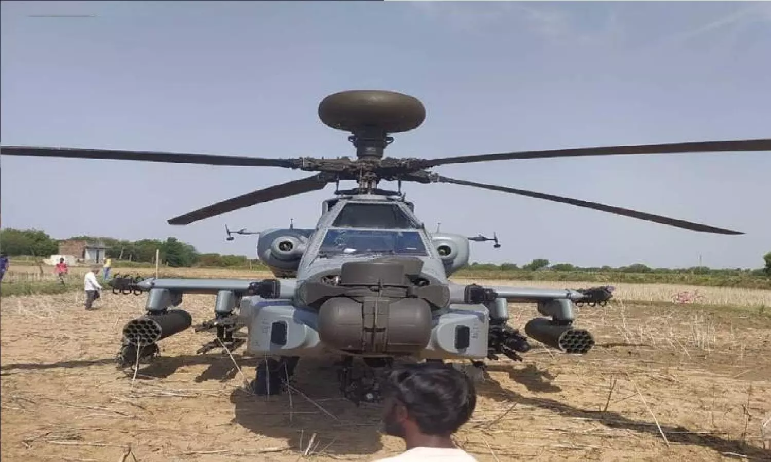 मध्य प्रदेश में IAF के Apache Helicopter की एमरजेंसी लैंडिंग! जानें पूरा मामला