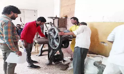 एमपी के जबलपुर और रीवा संभाग के 14 जिलों से लाए गए करोड़ों रुपए के स्टाम्प को किया नष्ट