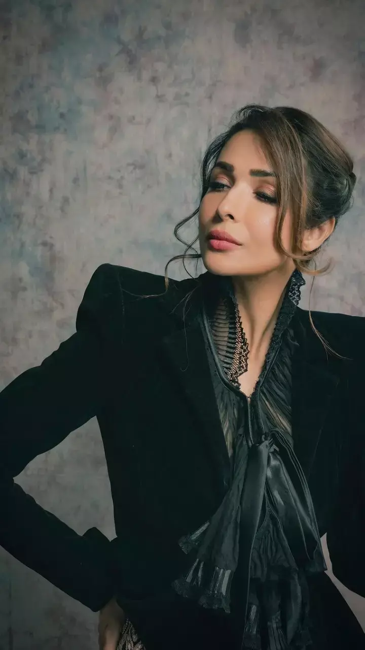 Malaika Arora की हॉट सिजलिंग फिगर देख फैंस का दिल मचला