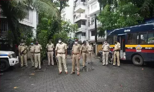 Mumbai Murder Case: लिव-इन में रह रही महिला की हत्या कर शरीर के टुकड़े किए और कुकर में उबाला Mumbai Murder Case: लिव-इन में रह रही महिला की हत्या कर शरीर के टुकड़े किए और कुकर में उबाला