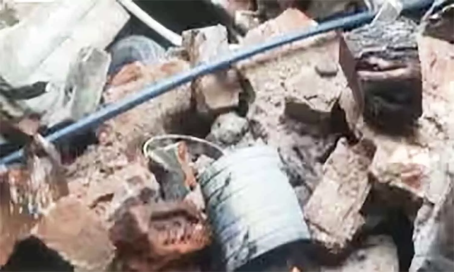 एमपी के भिंड में मकान के अंदर विस्फोटः धमाके से उड़ गई घर की छत, 3 की मौत, 4 घायल