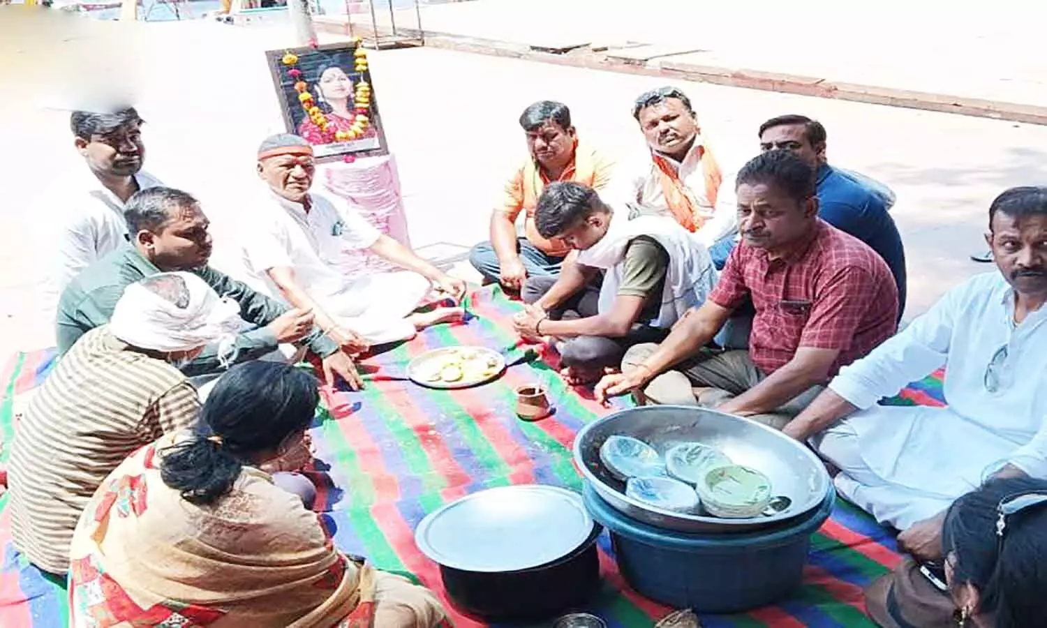 एमपी के जबलपुर में परिजनों ने जीवित बेटी का कर दिया पिंडदान व मृत्यु भोज, यह है मामला