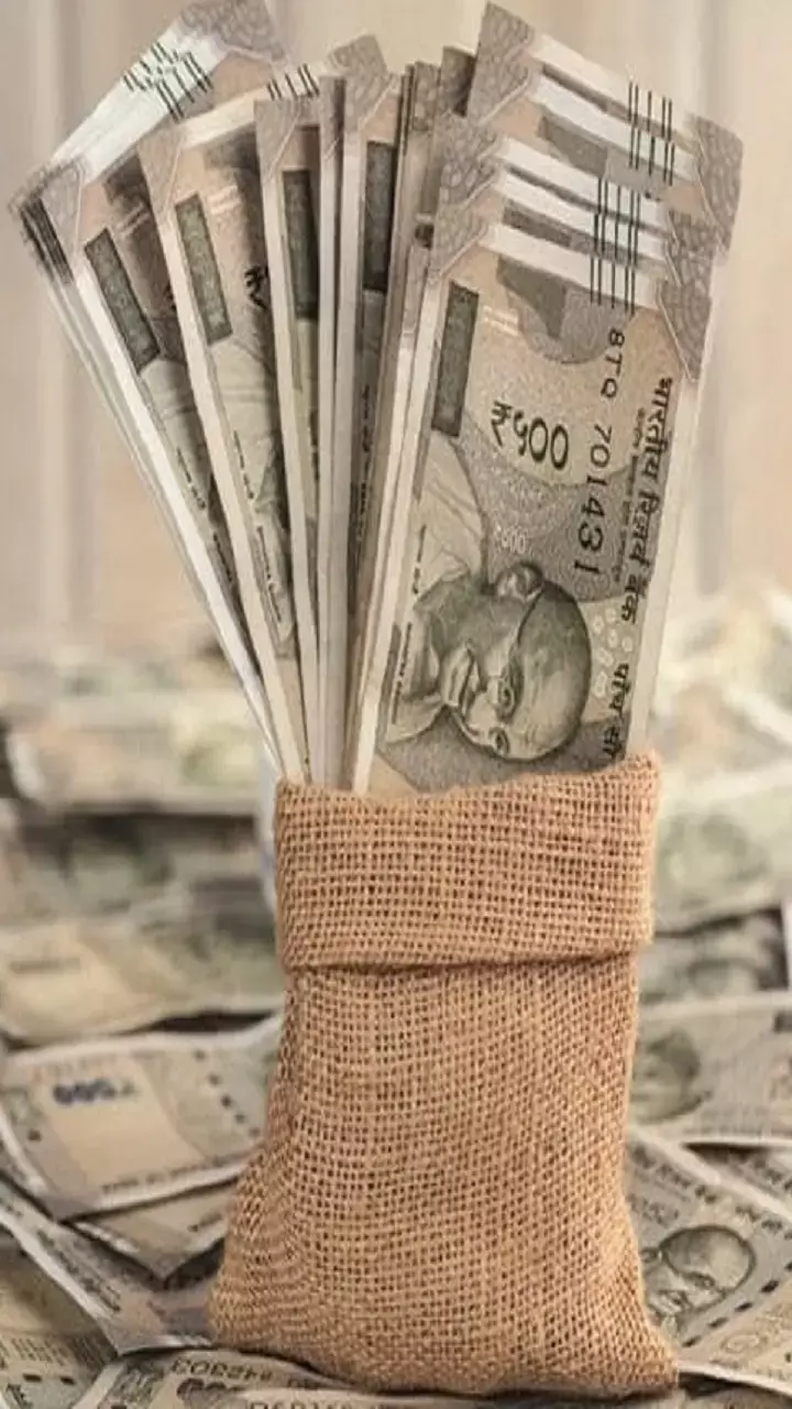 ATM से एक दिन में कैश निकालने की क्या है लिमिट! जानें नियम