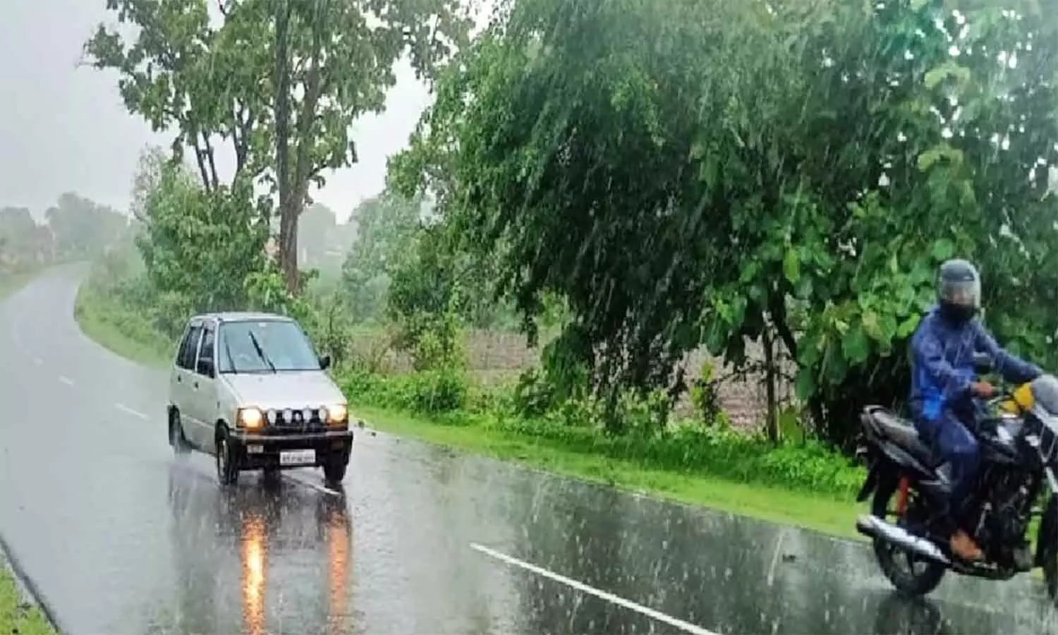 MP Weather: एमपी के भोपाल व जबलपुर में तेज बारिश, बिपरजॉय तूफान रीवा-शहडोल में शिफ्ट, इन जिलों में अलर्ट!