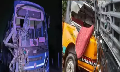 महाराष्ट्र और ओडिशा में सड़क हादसा: 20 लोगों की मौत, 22 घायल, गंजम में दो बसों की टक्कर हुई और रत्नागिरी में पिकअप को ट्रक ने ठोंका