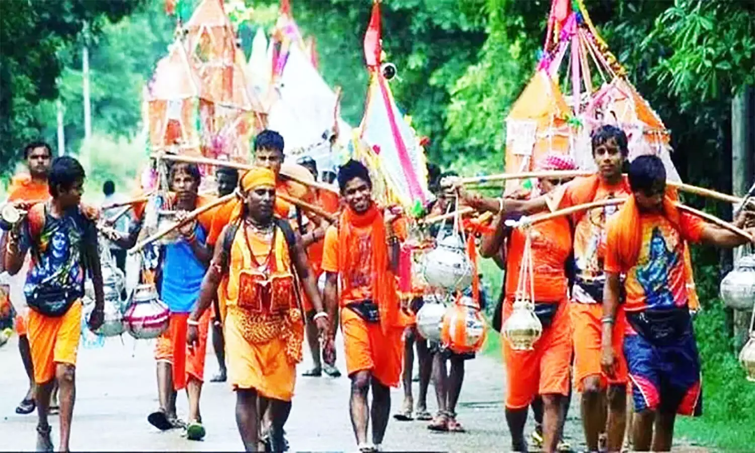 Kanwar Yatra: एमपी के उज्जैन में बाबा महाकाल को सप्ताह में 4 दिन जल अर्पित कर सकेंगे कांवड़ यात्री, मिलेंगी यह सुविधाएं