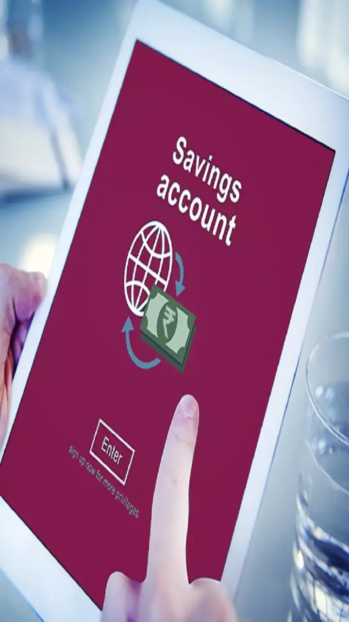 Savings Account में कितना रख सकते हैं कैश,  यहां जानें