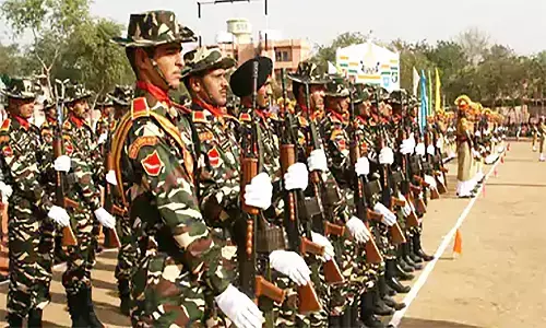 SSB Constable Recruitment Exam 2023: कॉन्स्टेबल भर्ती परीक्षा के लिए एडमिट कार्ड जारी, ऐसे चेक कर सकेंगे डेटशीट SSB Constable Recruitment Exam 2023: कॉन्स्टेबल भर्ती परीक्षा के लिए एडमिट कार्ड जारी, ऐसे चेक कर सकेंगे डेटशीट