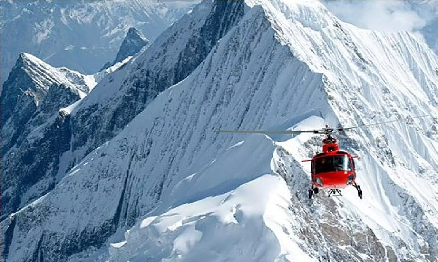 नेपाल में हेलीकॉप्टर क्रैश! पायलट समेत 6 लोगों की मौत, काठमांडू के लिए जा रहा था, माउन्ट एवरेस्ट के पास सम्पर्क टूट गया