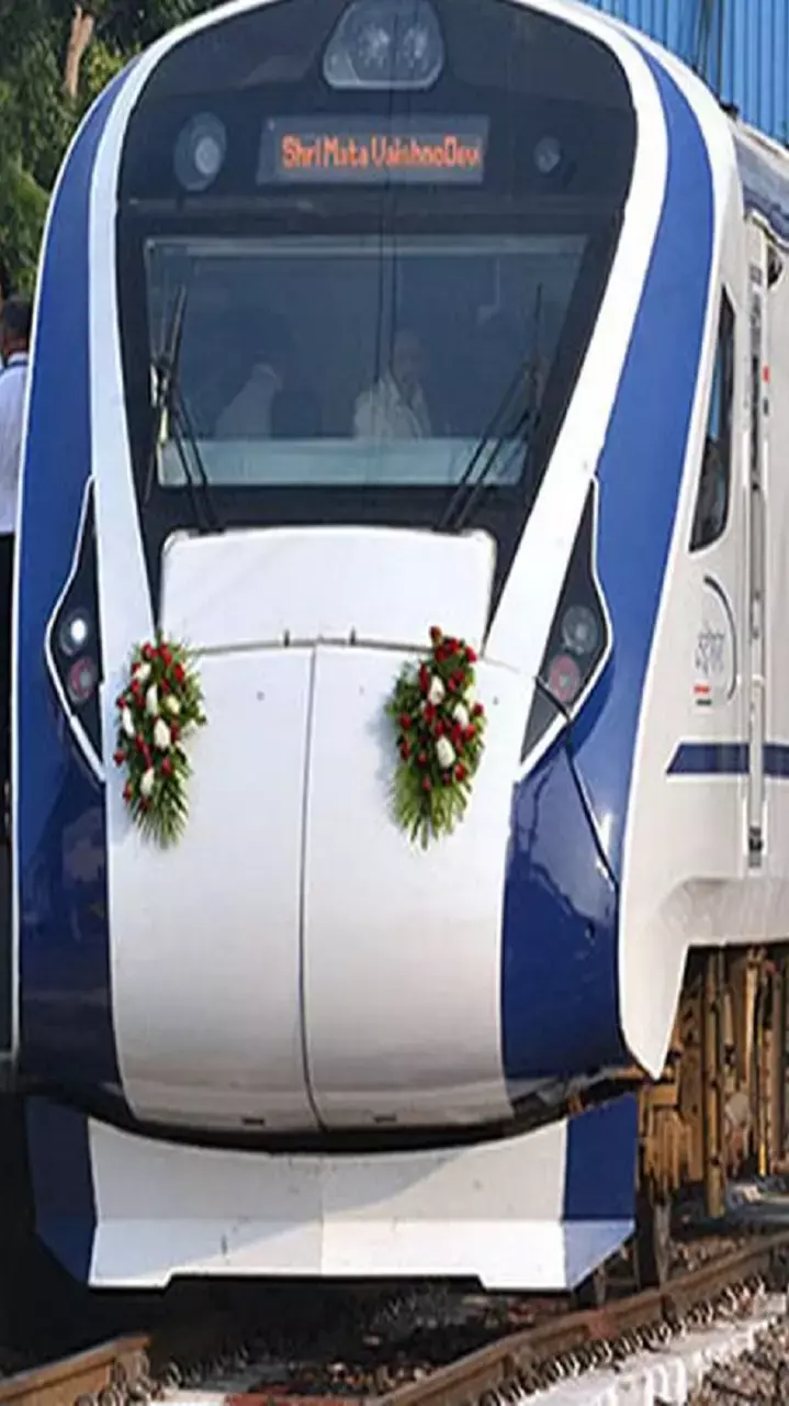 Train में साफ-सफाई की है दिक्कत तो Dial करें ये नंबर