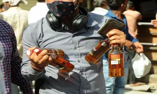 Delhi Dry Day 2023: जुलाई में इस दिन है ड्राइ डे, जानें DATE