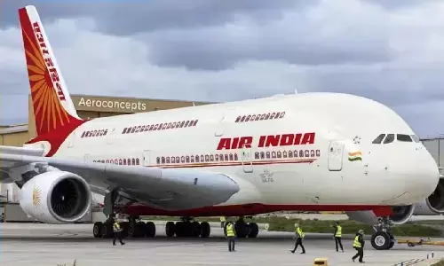 Air India में Mobile Blast: एयर इंडिया के प्लेन में एक पैसेंजर का मोबाइल ब्लास्ट हो गया! उदयपुर में एमरजेंसी लैंडिंग Air India में Mobile Blast: एयर इंडिया के प्लेन में एक पैसेंजर का मोबाइल ब्लास्ट हो गया! उदयपुर में एमरजेंसी लैंडिंग