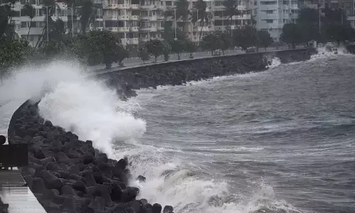 Mumbai Rains: मुंबई में भारी बारिश के बीच, Mumbai-Andheri Subway किया गया बंद, High Tide का अलर्ट! Mumbai Rains: मुंबई में भारी बारिश के बीच, Mumbai-Andheri Subway किया गया बंद, High Tide का अलर्ट!