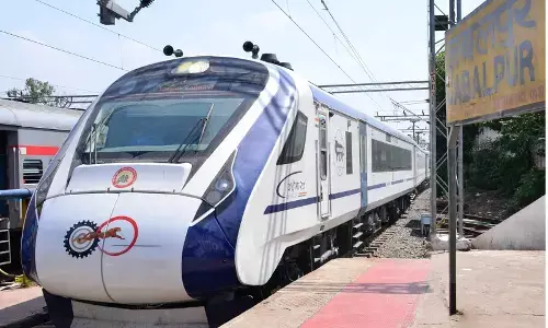 जबलपुर-रानी कमलापति वन्दे भारत और जनशताब्दी एक्सप्रेस को लेकर बड़ी खबर, हुई दो घंटे रि-शेड्यूल जबलपुर-रानी कमलापति वन्दे भारत और जनशताब्दी एक्सप्रेस को लेकर बड़ी खबर, हुई दो घंटे रि-शेड्यूल