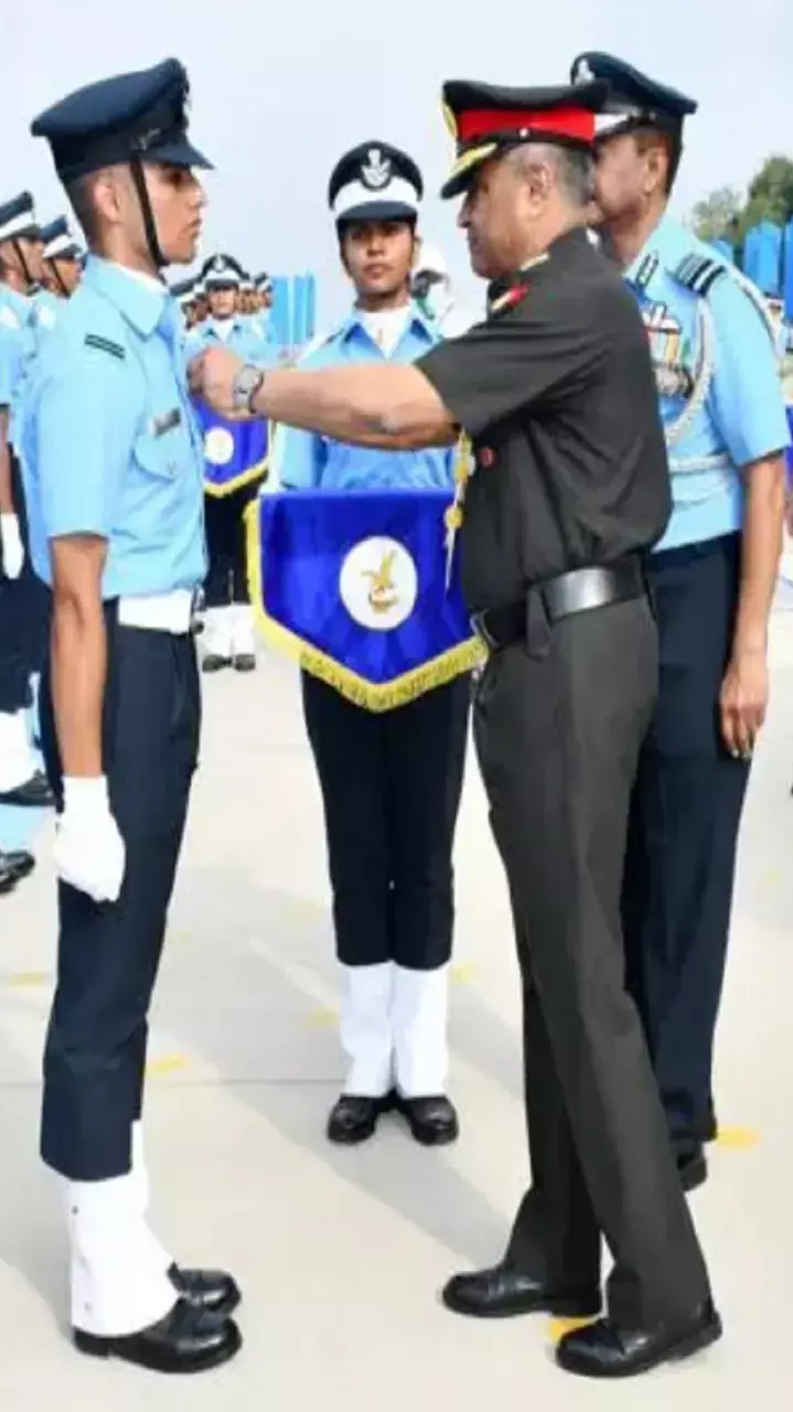 Air Force में 3500 से ज्यादा पदों पर भर्ती, 12वीं पास करें आवेदन