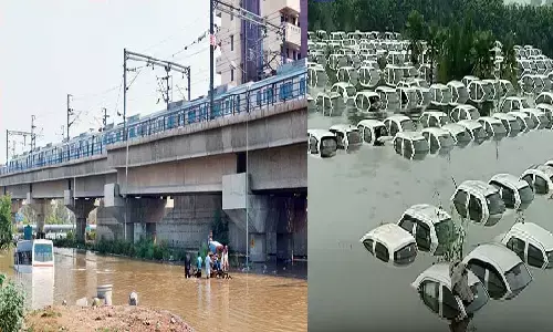 Hindon River Flood Video: हिंडन नदी में आई बाढ़ ने Noida-Gurugram में तबाही मचा दी! वीडियो डरा देंगे