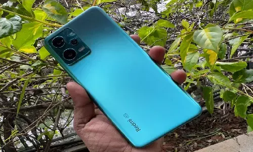 Redmi 12 5G Review: रेडमी 12 5G के स्पेक्स, फीचर्स और कीमत जानें Redmi 12 5G Review: रेडमी 12 5G के स्पेक्स, फीचर्स और कीमत जानें