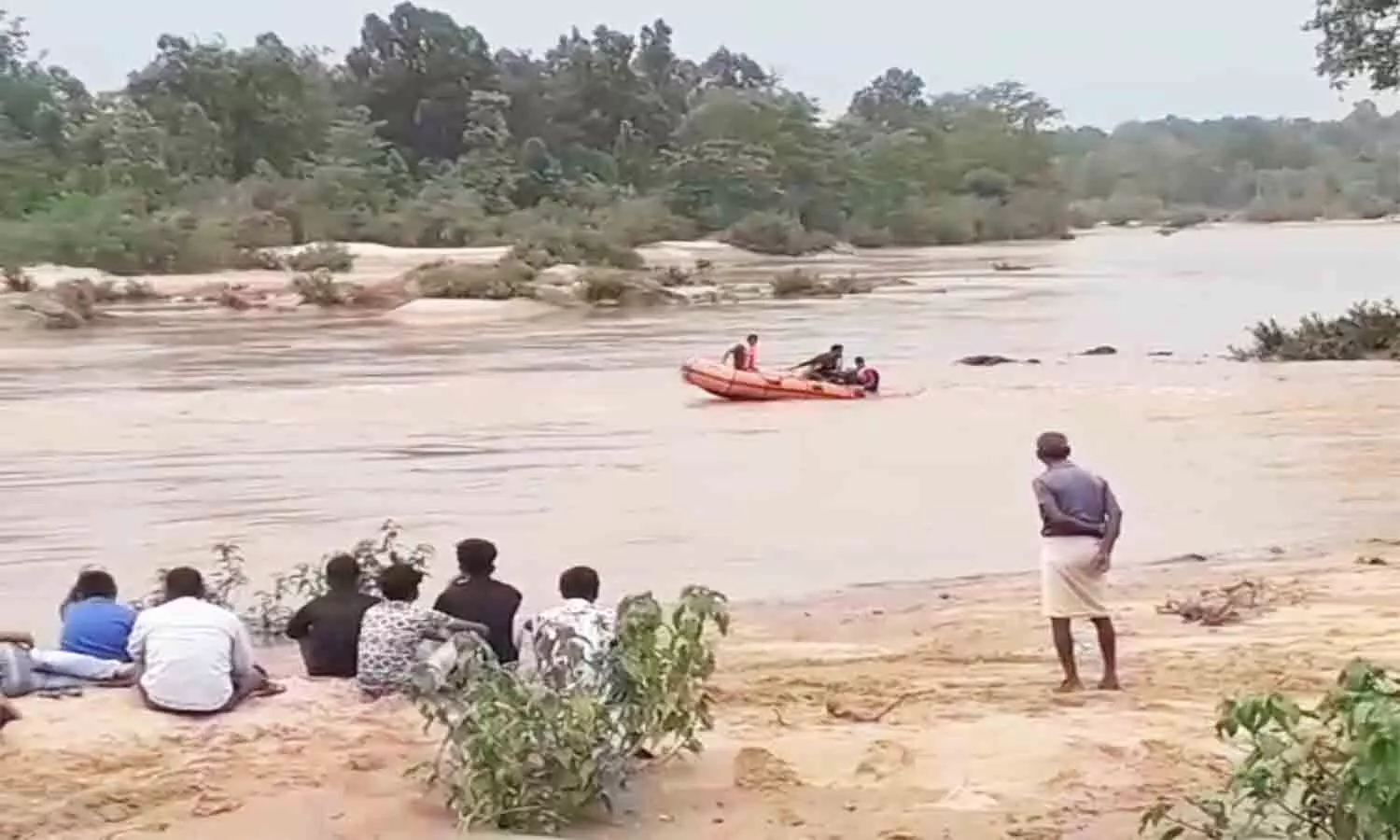 एमपी शहडोल की बनास नदी में बह गए 6 युवक, सर्चिंग में जुटी एनडीआरएफ की टीम