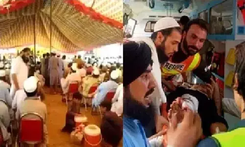 पाकिस्तान में आतंकी हमला: शख्स ने आत्मघाती बम से खुद को उड़ा दिया, 44 लोगों की मौत हो गई. ISIS पर शक पाकिस्तान में आतंकी हमला: शख्स ने आत्मघाती बम से खुद को उड़ा दिया, 44 लोगों की मौत हो गई. ISIS पर शक